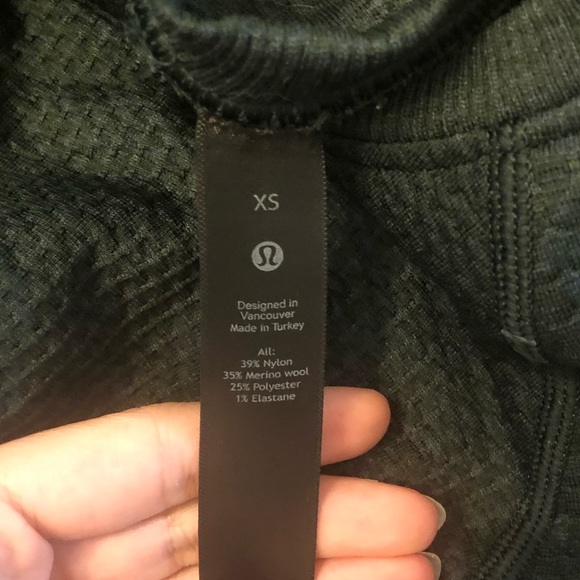 Lululemon Engineered for Warmth Longsleeve💚 - Picture 3 of 3